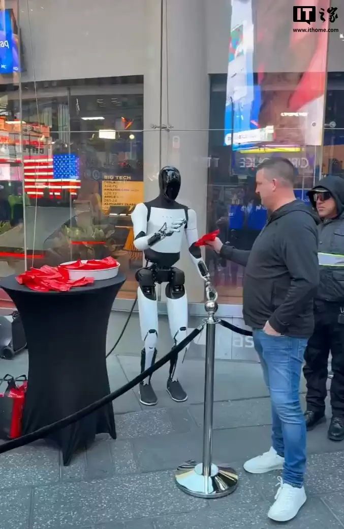 ˹ѵ Optimus ˣԱ̶࣬