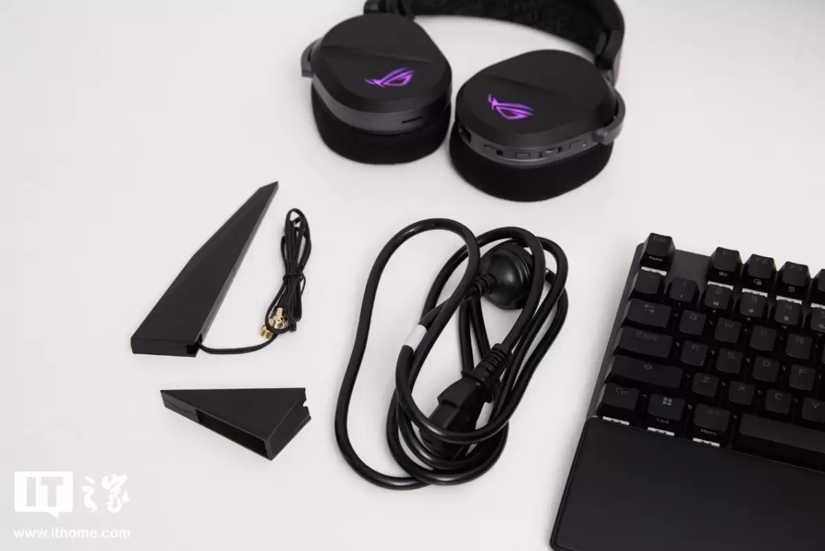 ROG ħ�� 9X ̨ʽ��Ϸ����ͼ�ͣ����������һ��ĵƹ���ѧ