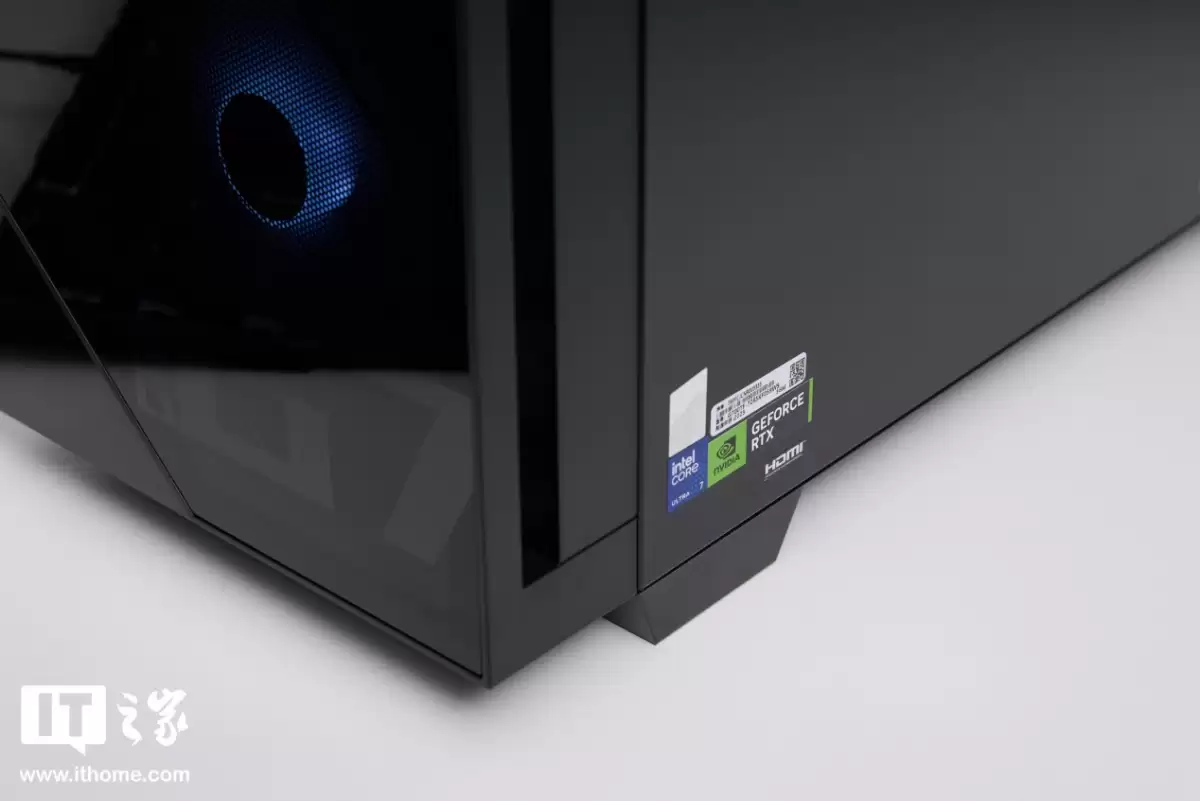 ROG ħ�� 9X ̨ʽ��Ϸ����ͼ�ͣ����������һ��ĵƹ���ѧ