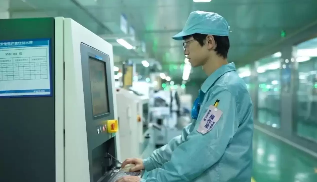 京东11.11国货之光探厂中兴智造基地 揭秘随身WiFi凭何成为超级网络爆品 京东11.11国货之光探厂中兴智造基地 揭秘随身WiFi凭何成为超级网络爆品