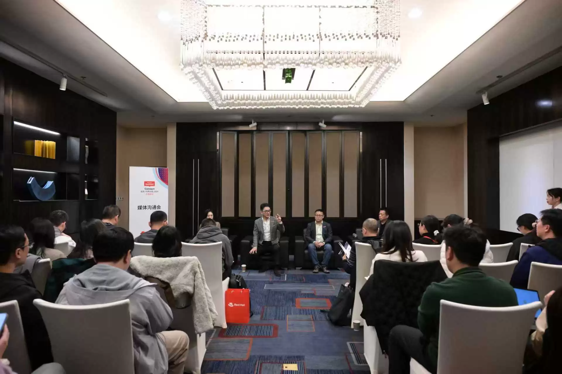 ����δ�����ܰ�ͼ����ñ��Դ��������AIʱ�����