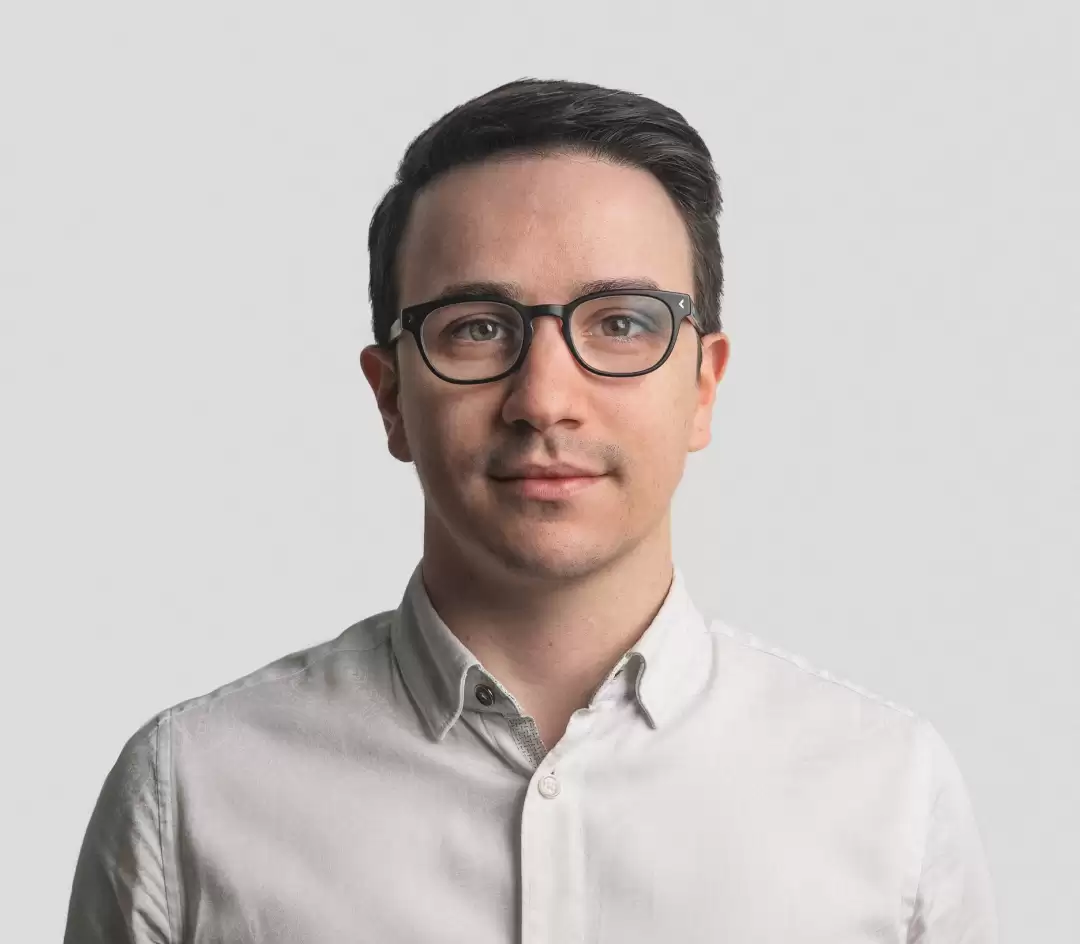 ��פ����������ʦ���� AI ����ȫ������ְҵ����λ��������������� 800%