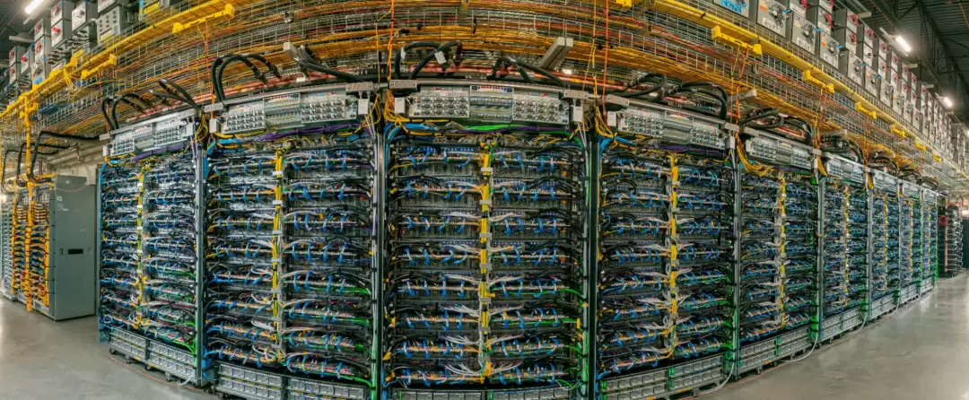 Ӣΰ����Ļ֮�󣬹ȸ� AI оƬ�ѳ�����