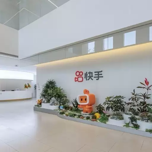 ����2025Q3ҵ�����ۣ�����AI���뷭������������Ͷ��