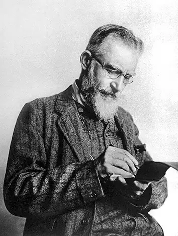 �����ɵ����۾磺��̨�ϵġ�ͷ�Է籩��