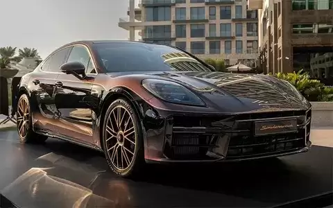 ��ʱ�ݷ���ȫ��ΨһPanamera Turbo���ư�