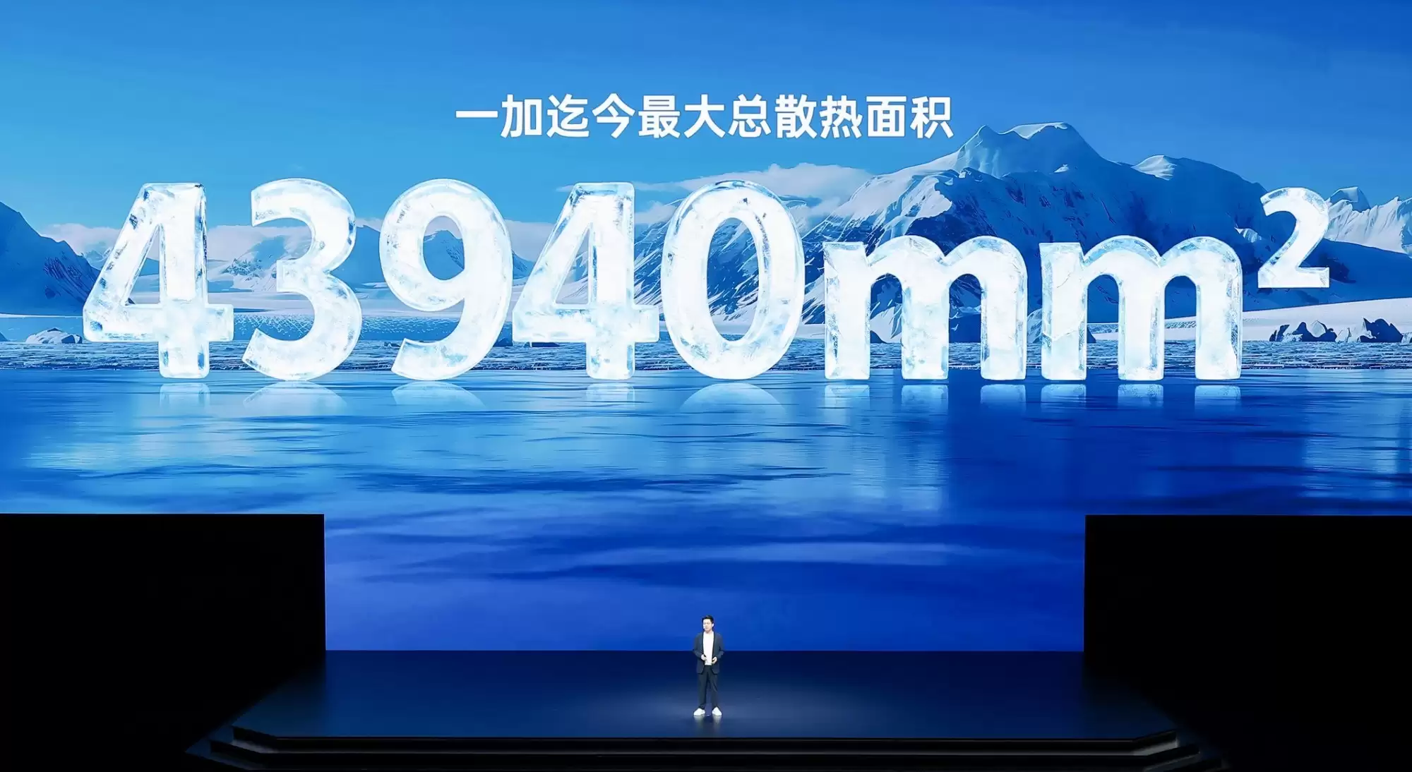 �����˻��ڱ��ܷ֣�һ���Ѿ�����Ϸ��������̬