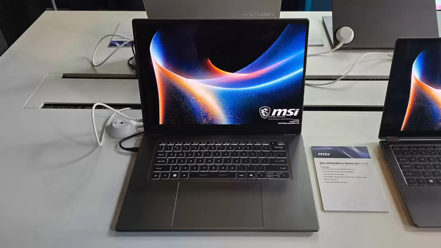 微星预览 2026 款 Prestige 尊爵商务轻薄本:搭载 Panther Lake,多尺寸可选 微星预览 2026 款 Prestige 尊爵商务轻薄本:搭载 Panther Lake,多尺寸可选