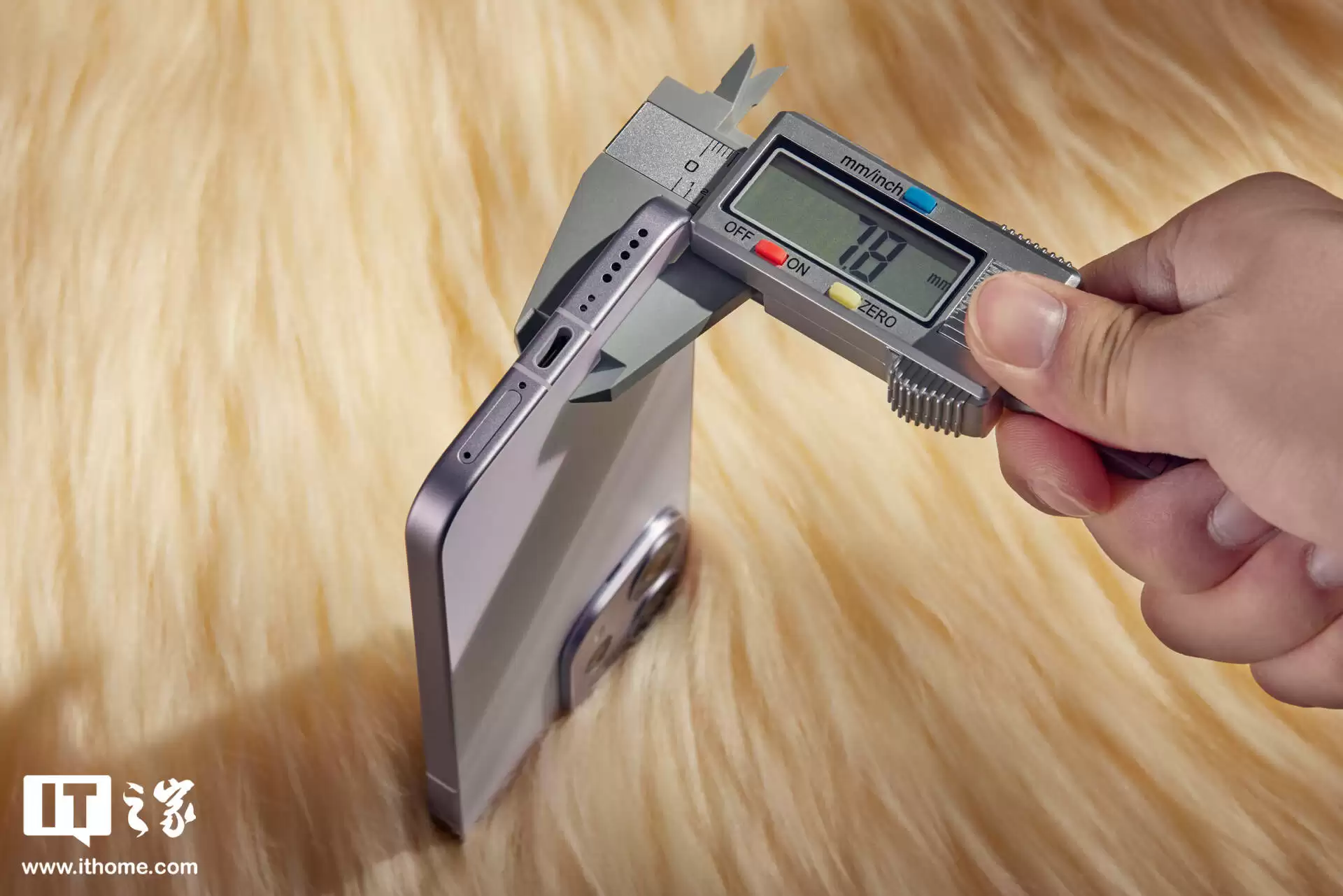 vivo S50 �ֻ�ͼ�ͣ�ɴ�й�������ס���ѧ�������п��µ��콢�ʸ�