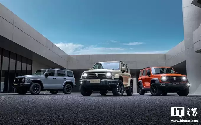 ȫ������ 300 ̨������̹�� 300 ���ذ潫�� 12 �� 11 ������