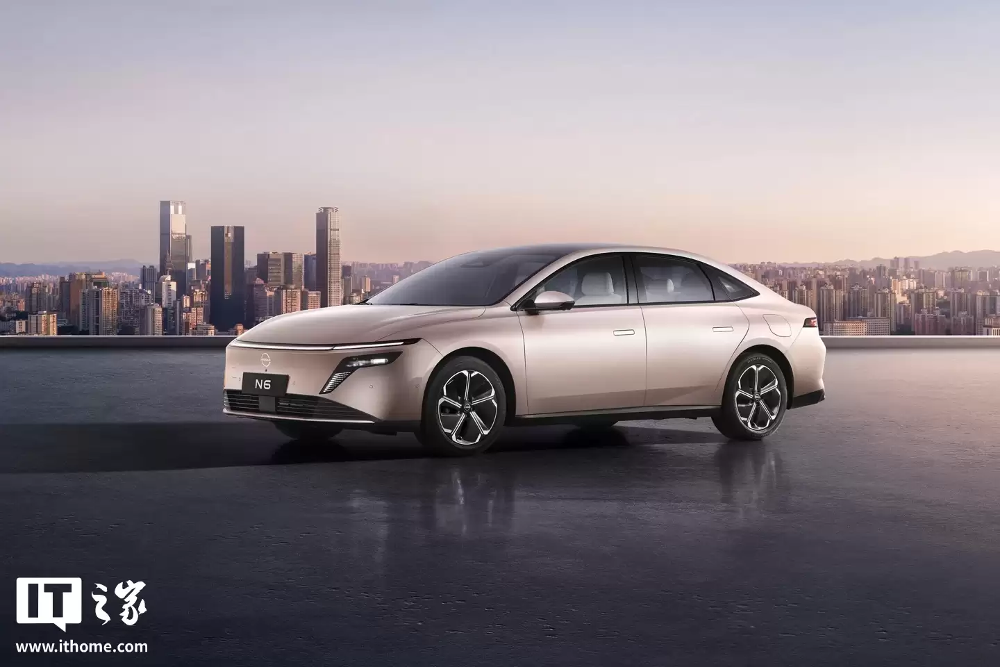 �ղ��й� 11 ���������� 70084 ̨��ͬ������ 10.29%