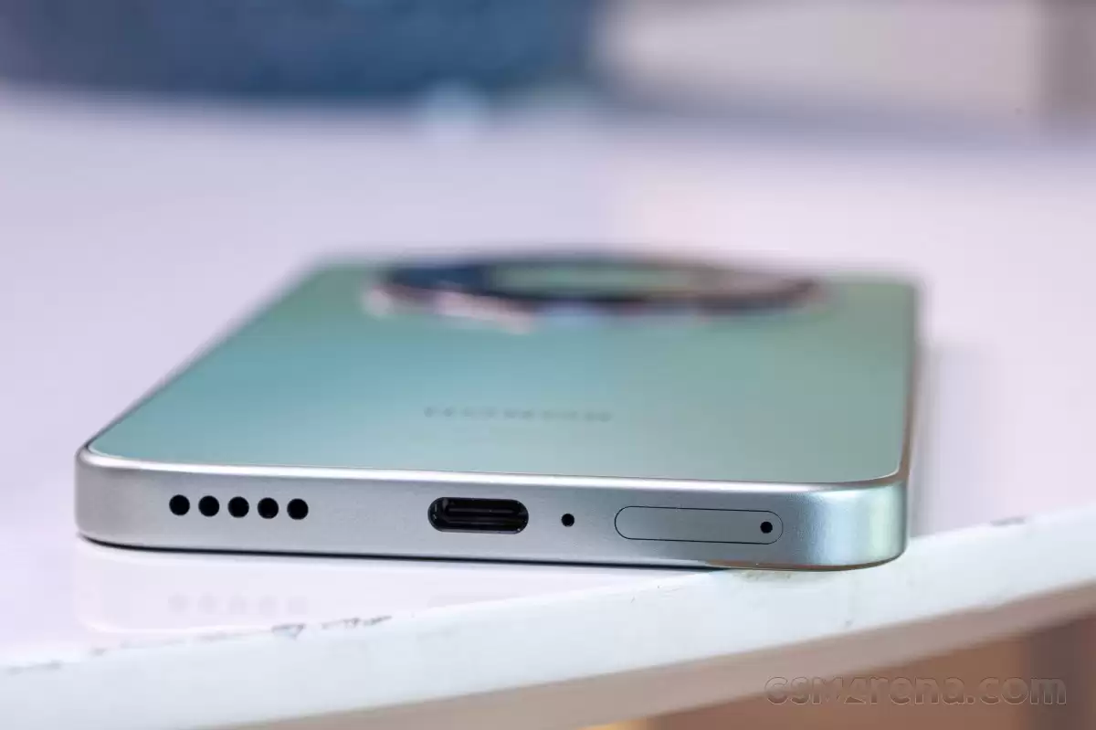 ��ҫ Magic8 Lite �ֻ����������� 6 Gen 4 оƬ��7500mAh ��أ���һ������ˤ����