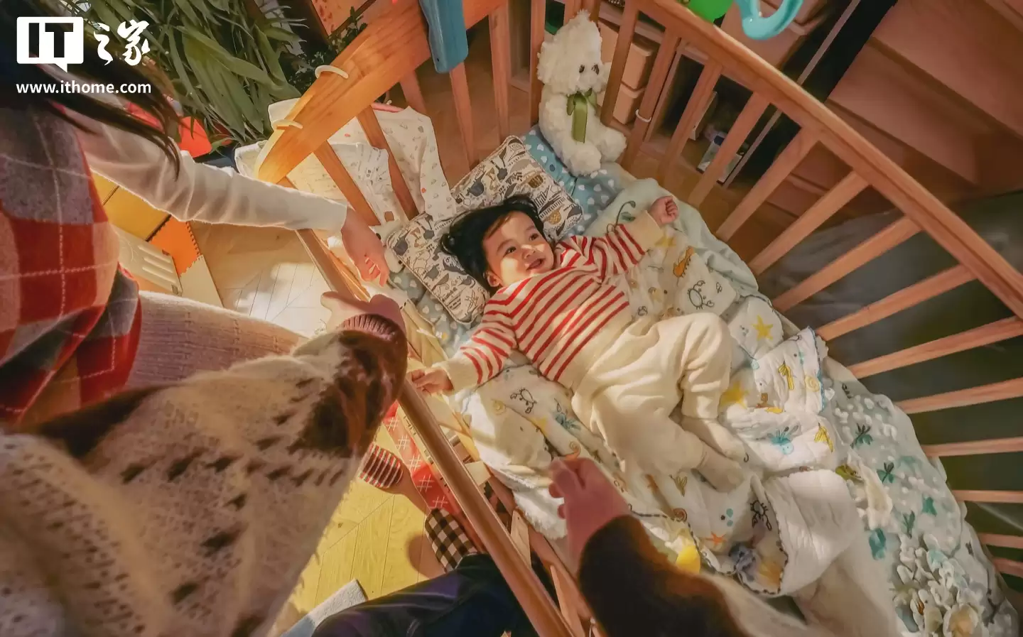 2878.2 Ԫ��Ӱʯ Insta360 GO Ultra ��������ʱ����װ���Դ� POV ���ҡ�Ԥ¼������