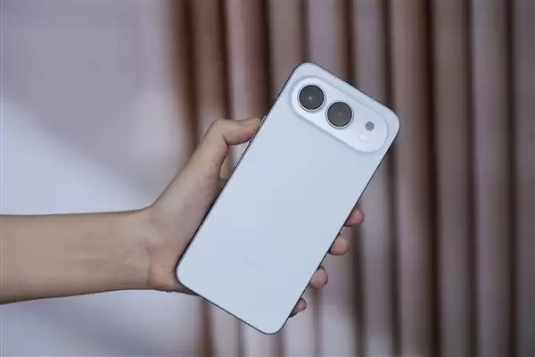 ��ҫ��iPhoneʵ��֪ͨ���� ���豸��Ϣ��ͨ