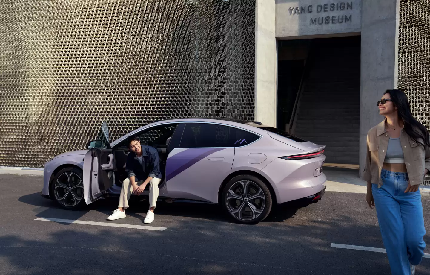 ε�� ET5/ET5T��Զ���ϡ��޶��泵�͹�����12 �� 16 ������