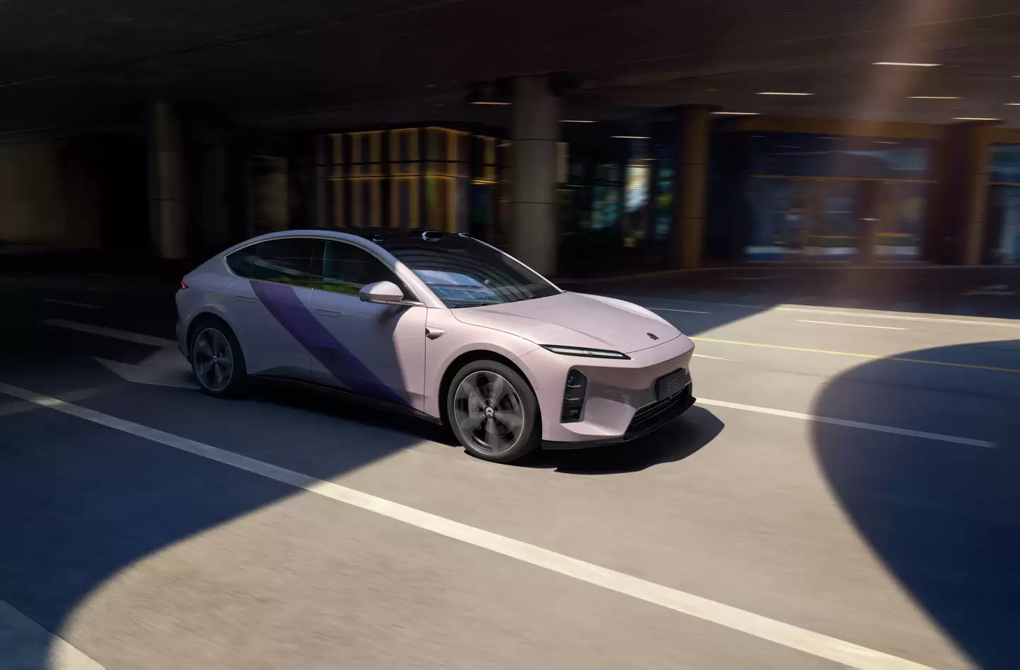 ε�� ET5/ET5T��Զ���ϡ��޶��泵�͹�����12 �� 16 ������