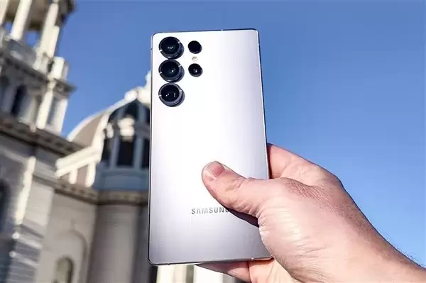 ����Galaxy S26ϵ������2�·�����Ultra������������������8E5