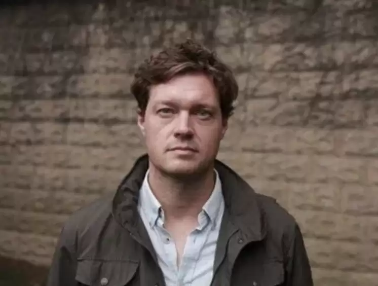 AI Ա����һ�䡸��ĩ���𡹿��� 200 �����յ� 30 ��ͣ������