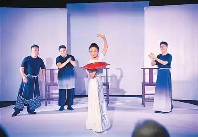 �ӡ���Ϸ��������Ϸ��