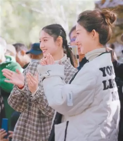 从舞台到直播间有多远 从舞台到直播间有多远