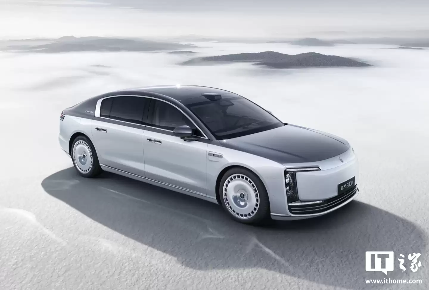 ����������� S800��ʱ���콢���γ��� 1 ��̨���ߣ����½������� 2000 ̨