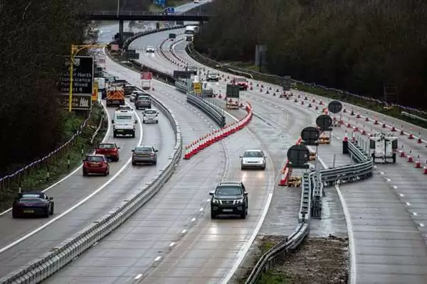 Ӣ���������ϲ��ָ�������ͷ�������⣬������ǧ��˾��������۷�