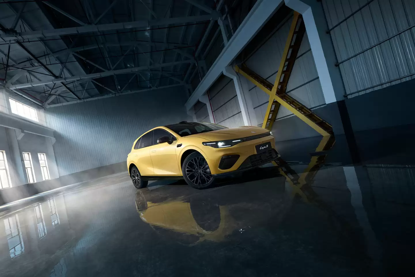 ���� Lafa 5 ��ʽ����ȫ���������ٷ�ָ���� 9.78 ��Ԫ��CLTC �������� 515~605km