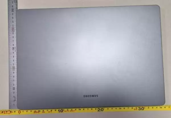 ���� Galaxy Book6 Pro �ʼǱ�������Ƭ�ع�