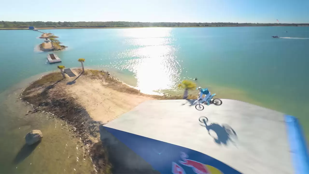 40+ ̨ƻ�� iPhone 17 Pro Max ȫ�� 4K ��¼��Χ�ۺ�ţ����ˮ�Ϸɳ�