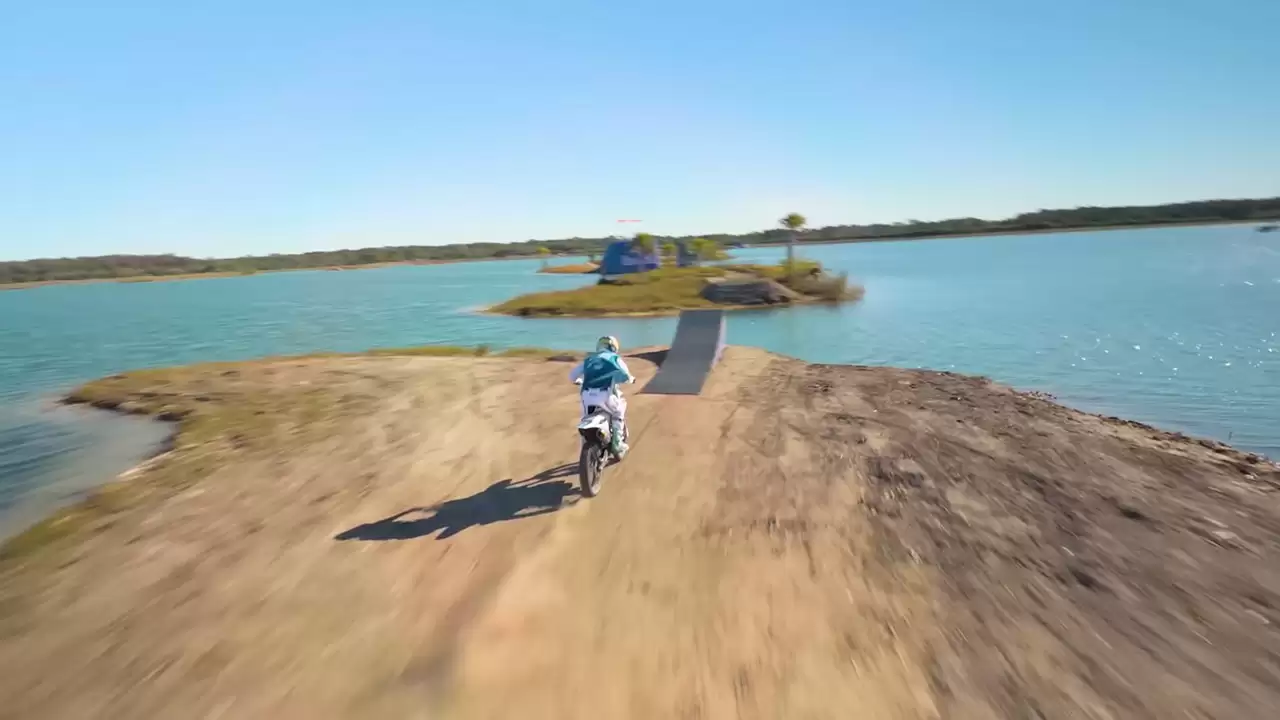 40+ ̨ƻ�� iPhone 17 Pro Max ȫ�� 4K ��¼��Χ�ۺ�ţ����ˮ�Ϸɳ�