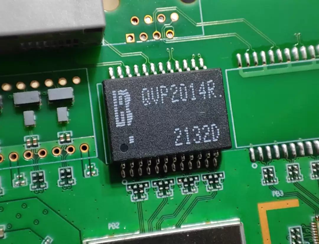 д��С�׵�оƬ��װ���ſ���