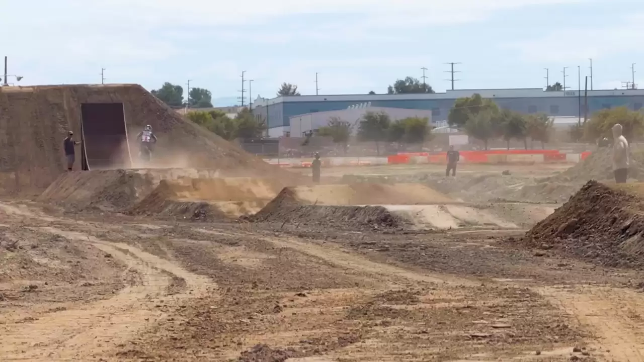 40+ ̨ƻ�� iPhone 17 Pro Max ȫ�� 4K ��¼��Χ�ۺ�ţ����ˮ�Ϸɳ�