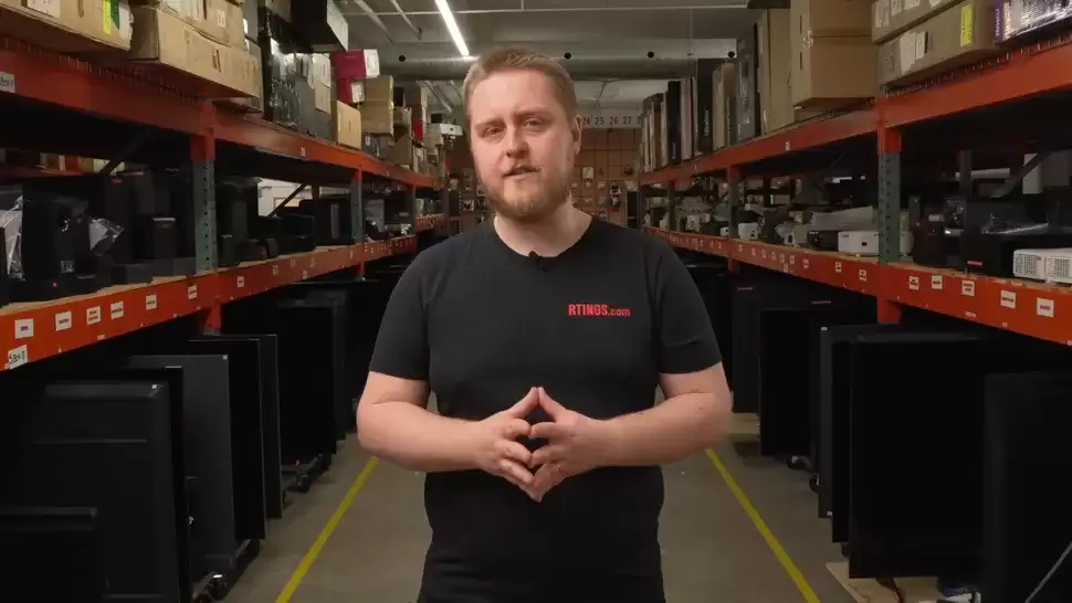 ���������Բ��Խ�ʾ��OLED ���ӿɿ������Ը��� LCD������������� 1 ��Сʱ