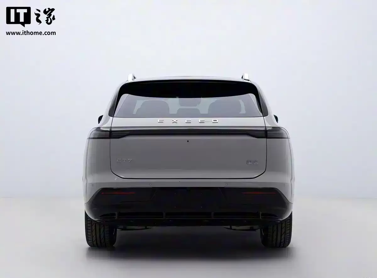 ������; ET7 ��ؼ�������Ϣ���������̰洿������ 203km / ���綯������ 726km