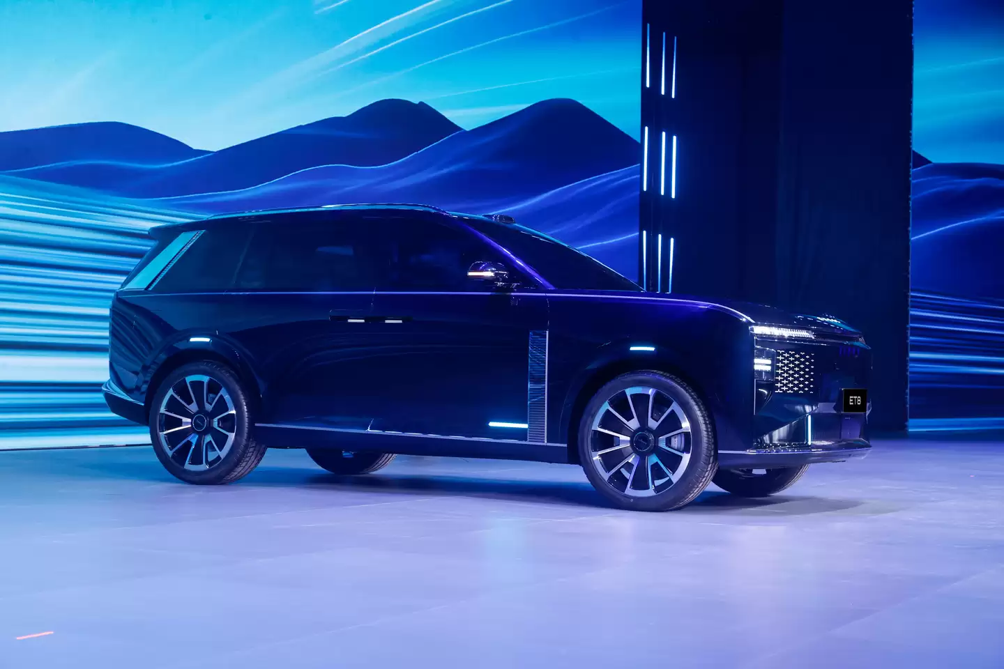 奇瑞星途 ES8、ES7 GT、ET8、ET9 首秀:全新大型对开门 SUV 及旅行车 奇瑞星途 ES8、ES7 GT、ET8、ET9 首秀:全新大型对开门 SUV 及旅行车