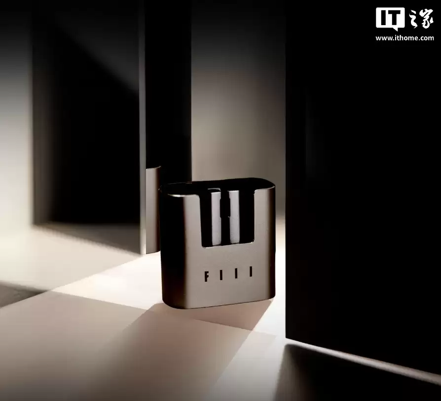 FIIL 쳶��Ƴ� CC3 �����ʽ TWS ������50dB �������룬�׷��� 299 Ԫ