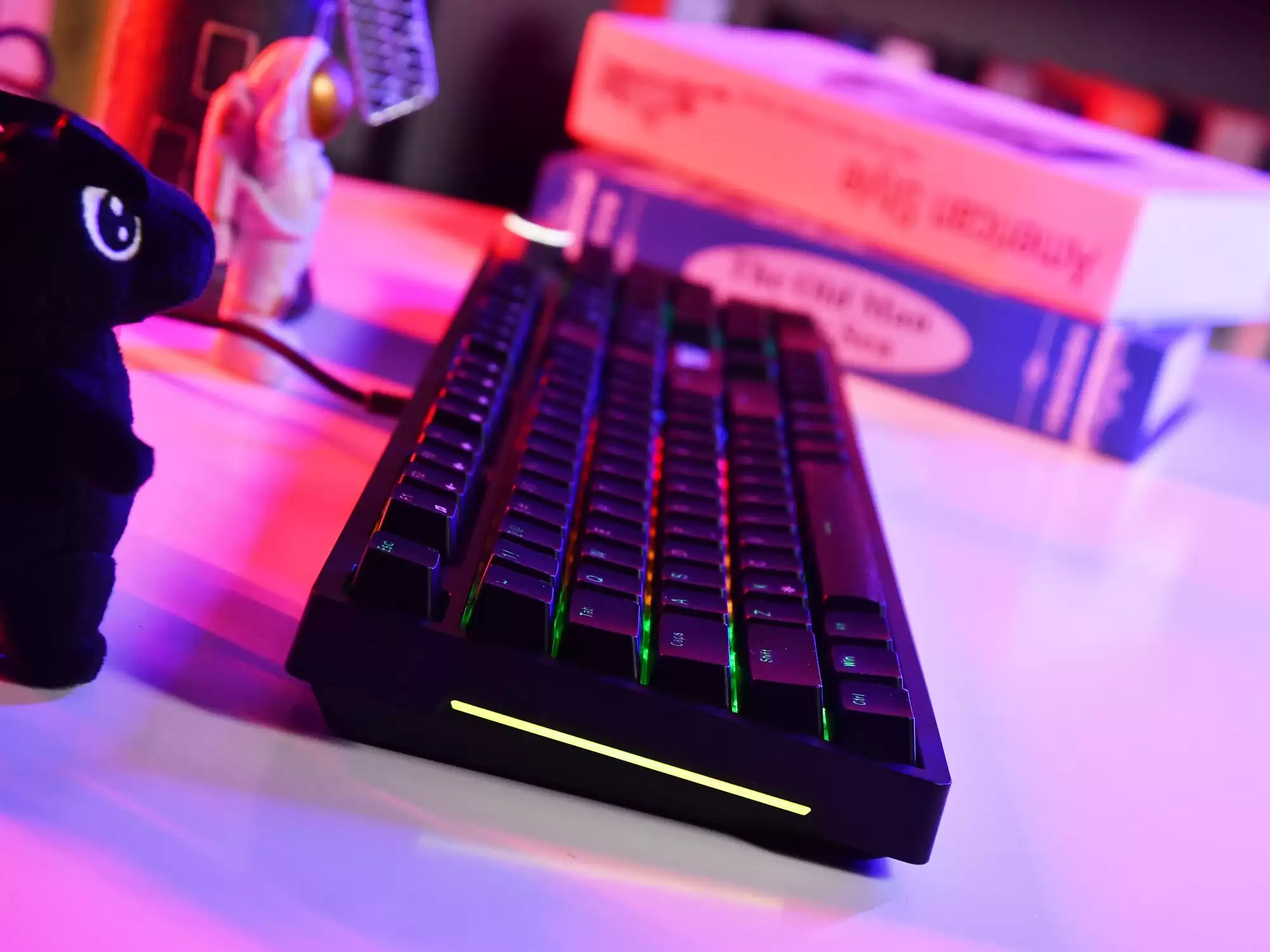 һ�Ѽ��̣�������̬��΢��FORGE GK320��GM330��Ϸ����ͼ��