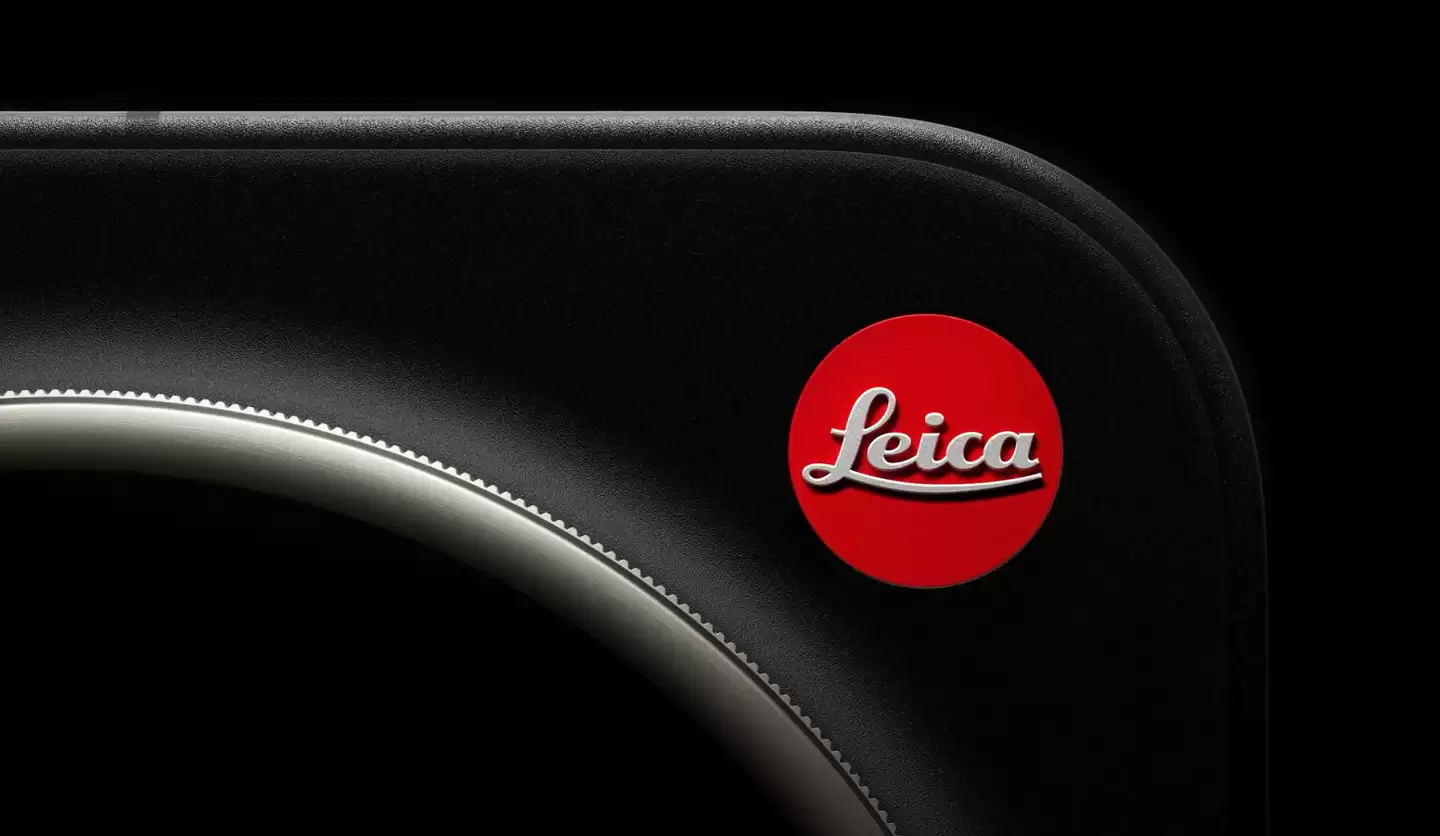 徕卡红标确认!小米 17 Ultra 徕卡版手机外观首曝 徕卡红标确认!小米 17 Ultra 徕卡版手机外观首曝