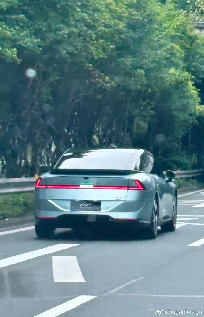 С�� P7 + ���̰�ʵ���ع⣺ȫ����ۣ��������� 325km