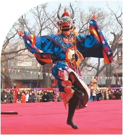 ѩ�����Ǽķ��չ���л��Ļ���Ԫ֮��