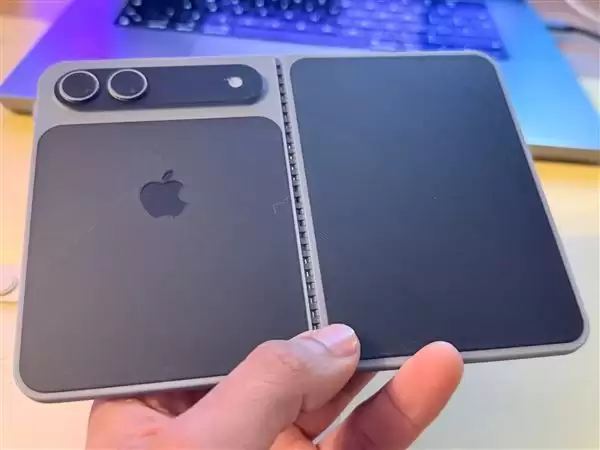 ƻ���׿��۵�iPhoneģ���ع� ����δ���������