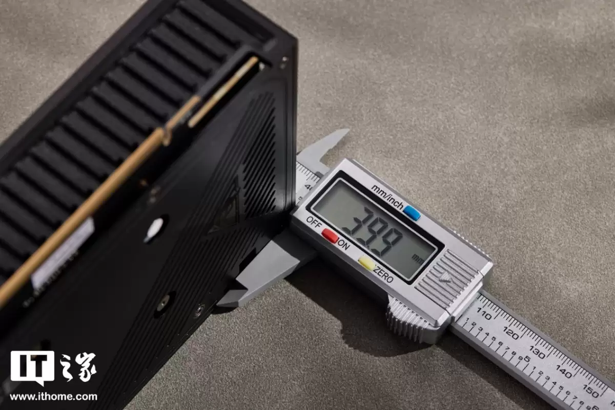 ��IT֮�������ҡ��߲ʺ� iGame GeForce RTX 5060 Ti Mini OC 16GB �Կ��������⣺С����ǿ����ITXС�������