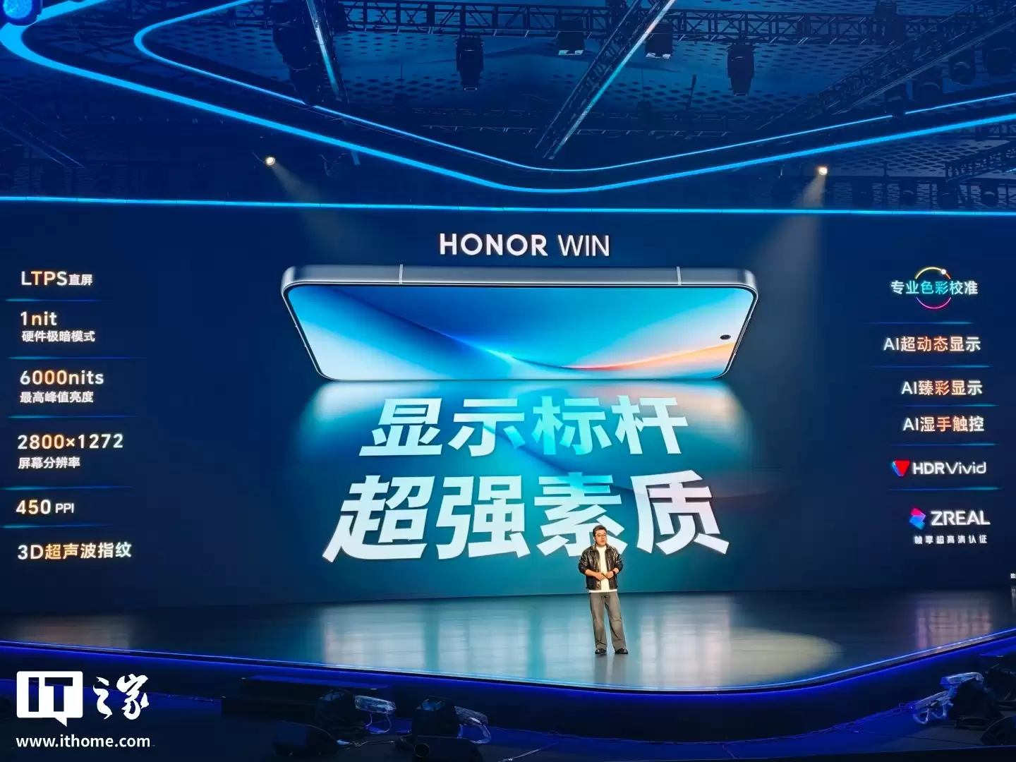 2599 Ԫ����ҫ WIN / RT ϵ���ֻ���ʽ��������������ɢ�����÷�����ơ�10000 ����ʱ���