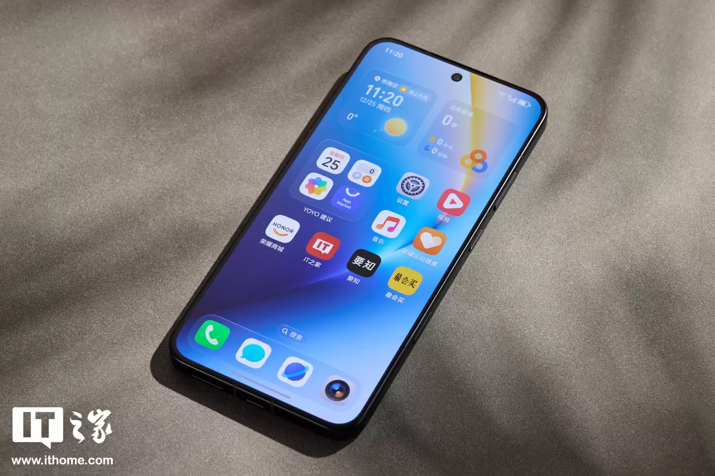 ��ҫ WIN ϵ���ֻ�ʵ�ģ���λ��ȵ羺���������� 10000 ����ʱ���