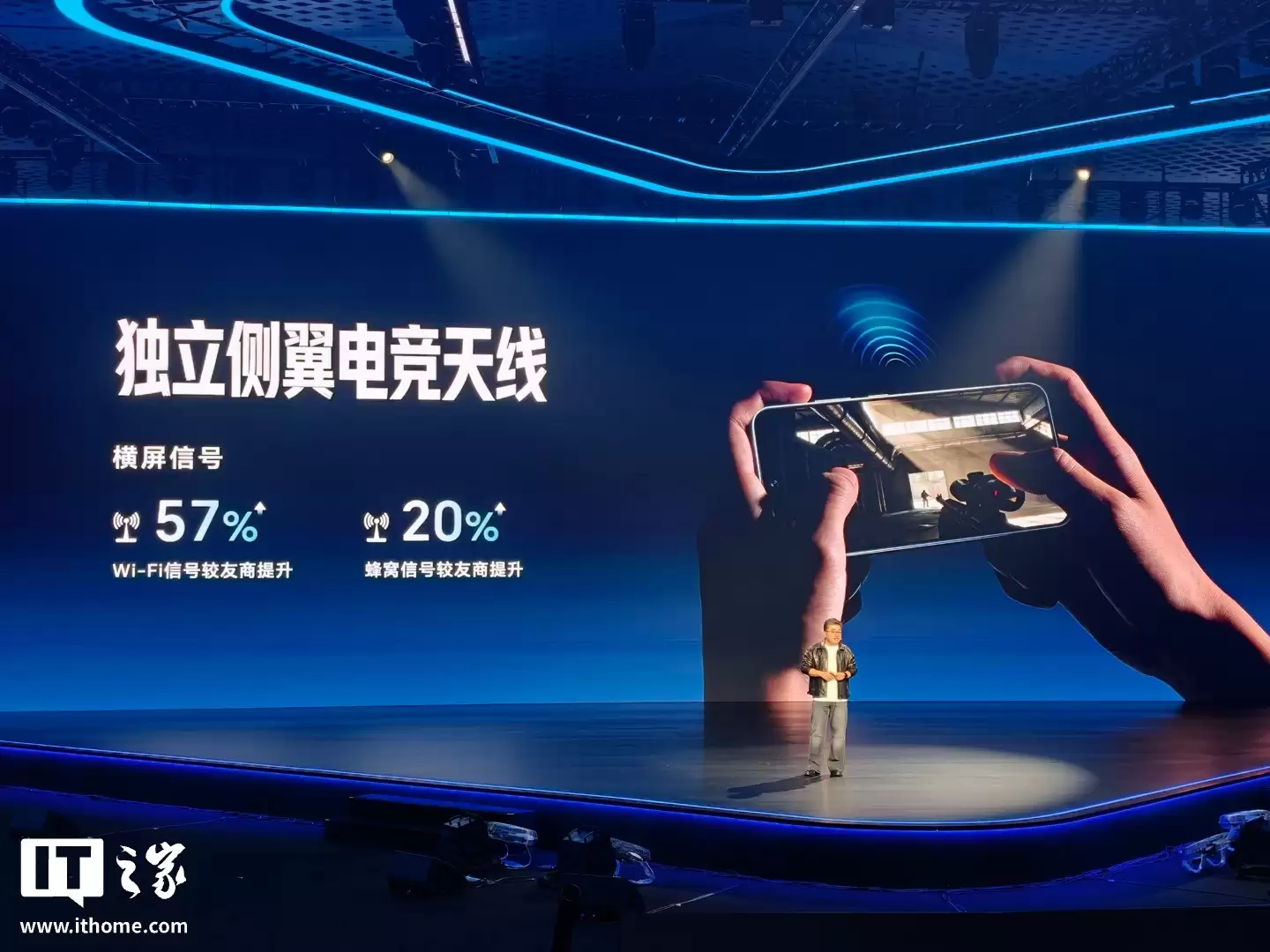 2599 Ԫ����ҫ WIN / RT ϵ���ֻ���ʽ��������������ɢ�����÷�����ơ�10000 ����ʱ���