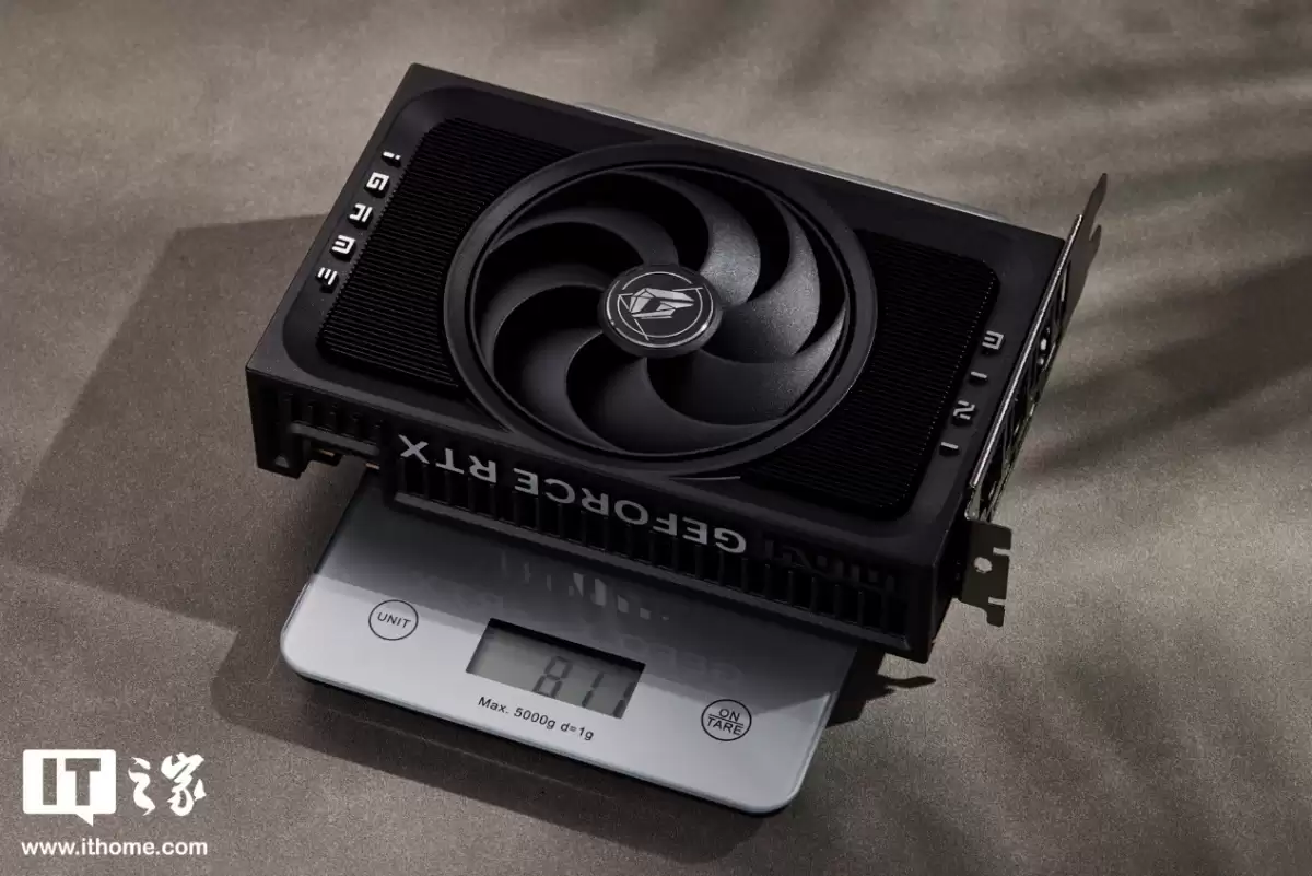 ��IT֮�������ҡ��߲ʺ� iGame GeForce RTX 5060 Ti Mini OC 16GB �Կ��������⣺С����ǿ����ITXС�������