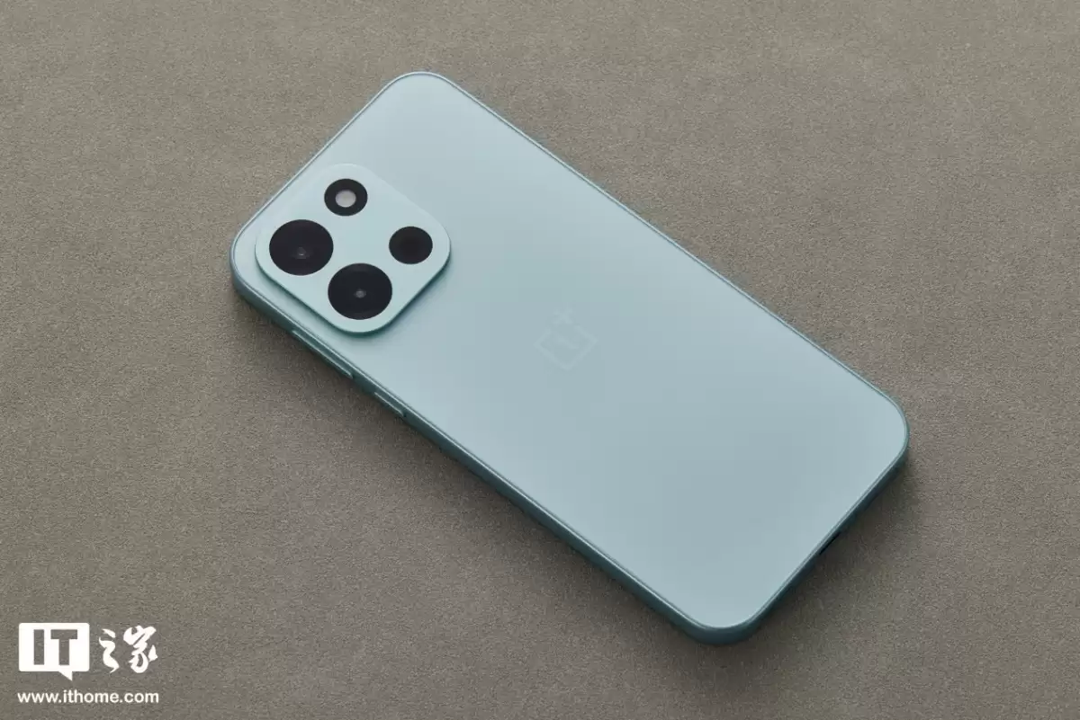 һ�� Turbo 6 ��Ұ��ͼ�ͣ�С������ɫ����ζ�е���