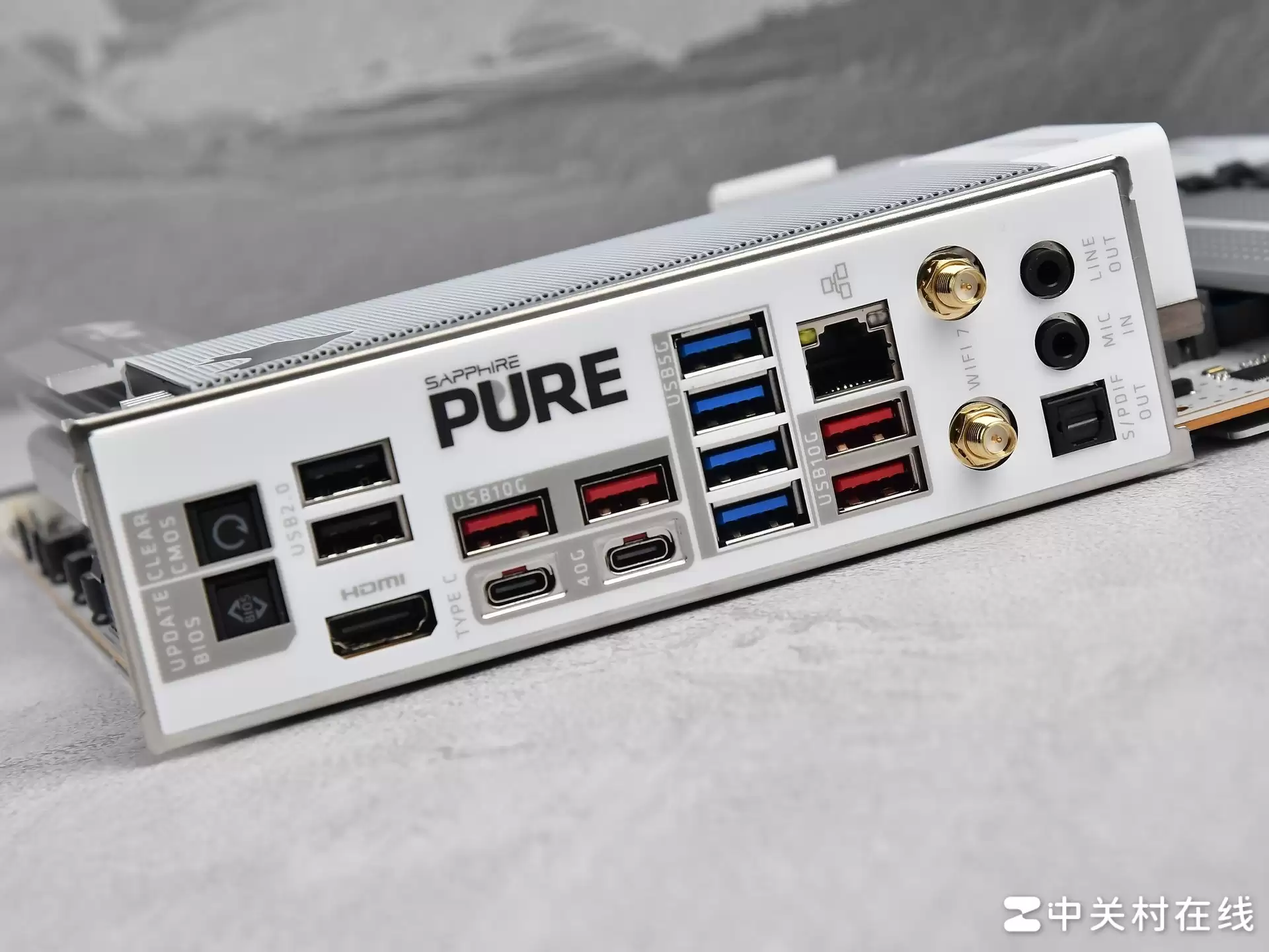 ֧�ֱ����Կ�������ʯ NITRO+ �������� X870EA PhantomLink PE��������