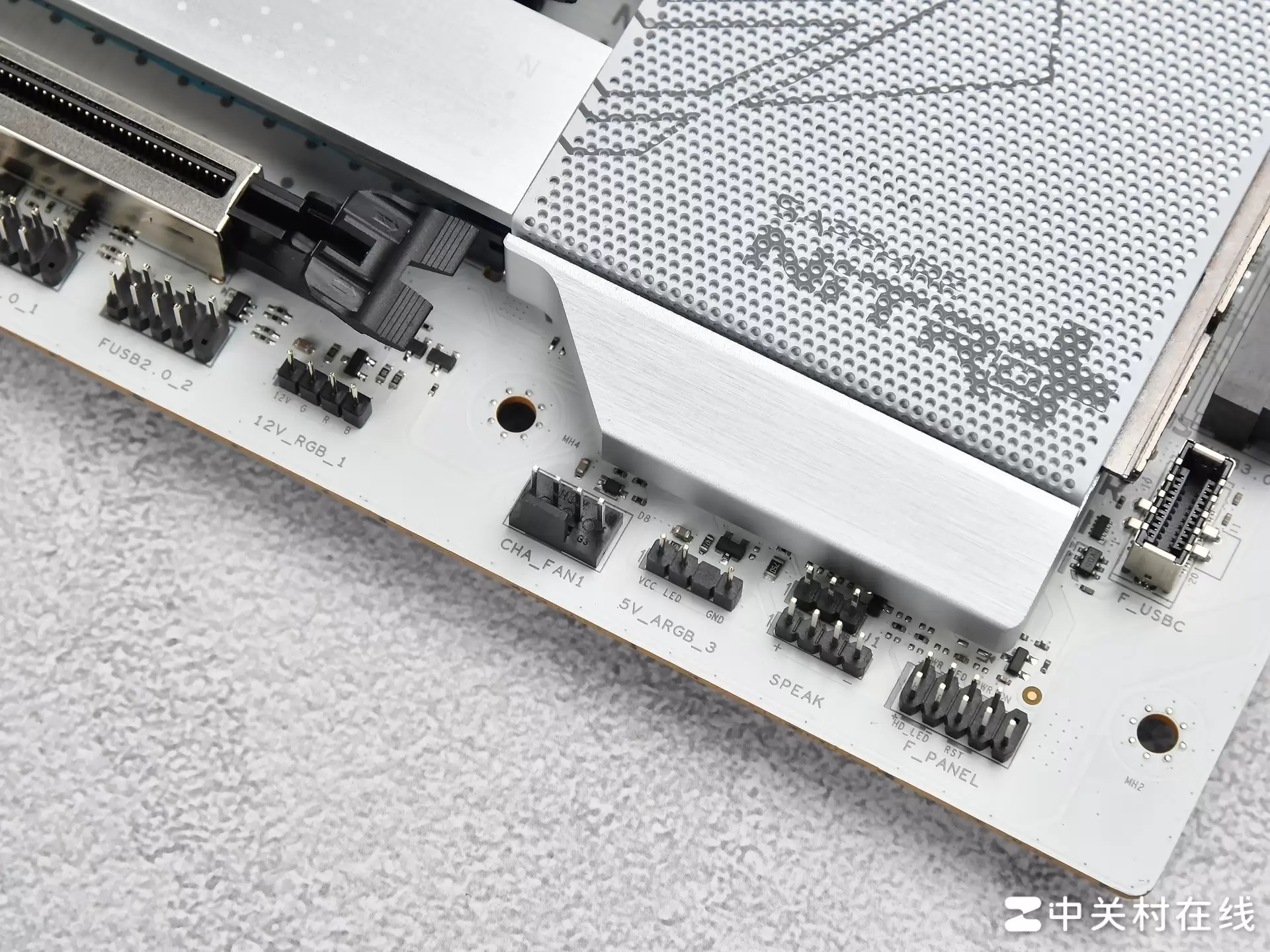 ֧�ֱ����Կ�������ʯ NITRO+ �������� X870EA PhantomLink PE��������