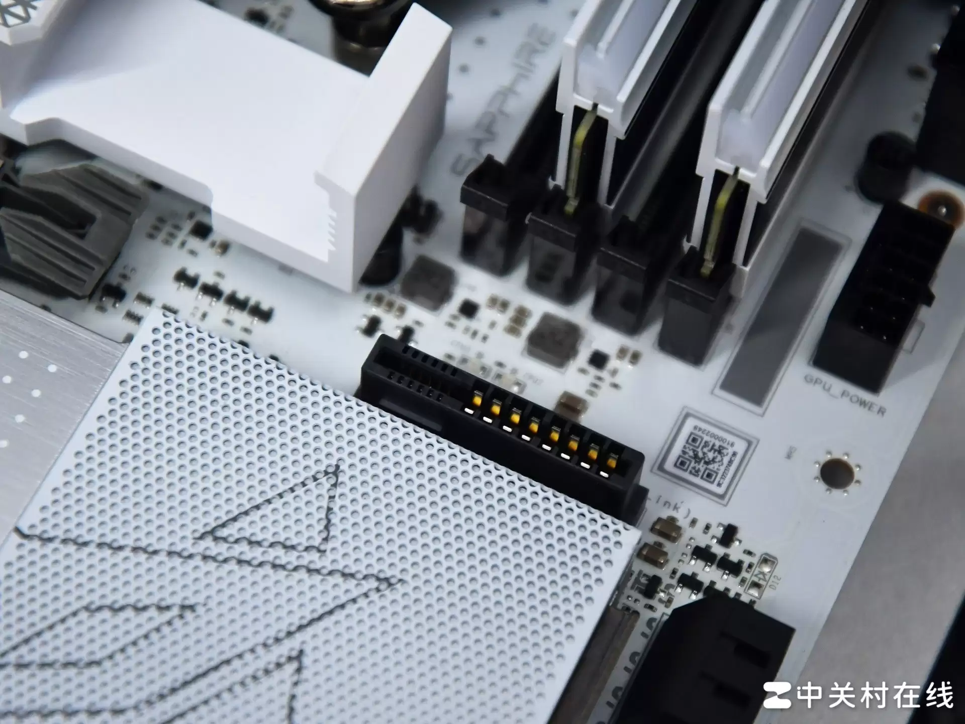 ֧�ֱ����Կ�������ʯ NITRO+ �������� X870EA PhantomLink PE��������